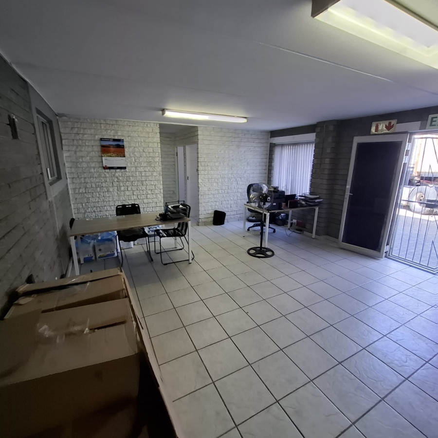 To Let commercial Property for Rent in Brackenfell Central Western Cape